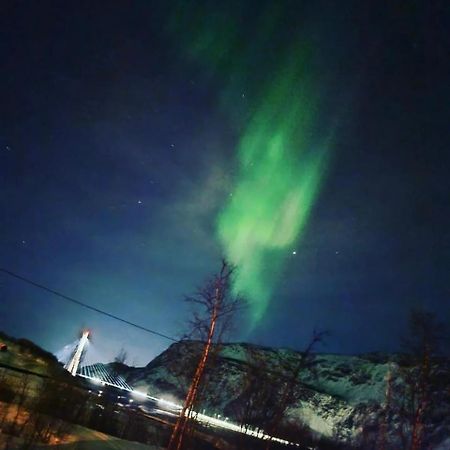 Overnatting Med Sjoutsikt A Rolige Omgivelser アルタ エクステリア 写真